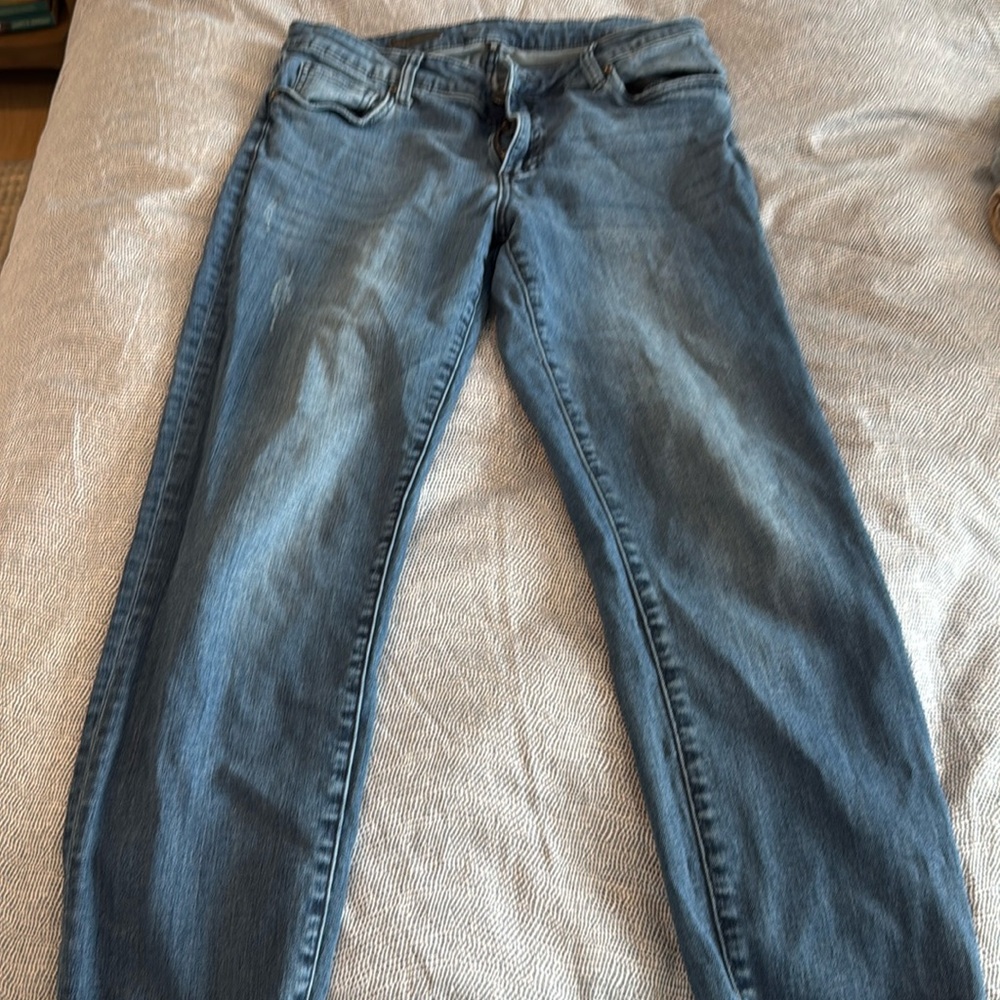 KUT from the Kloth woman’s jeans